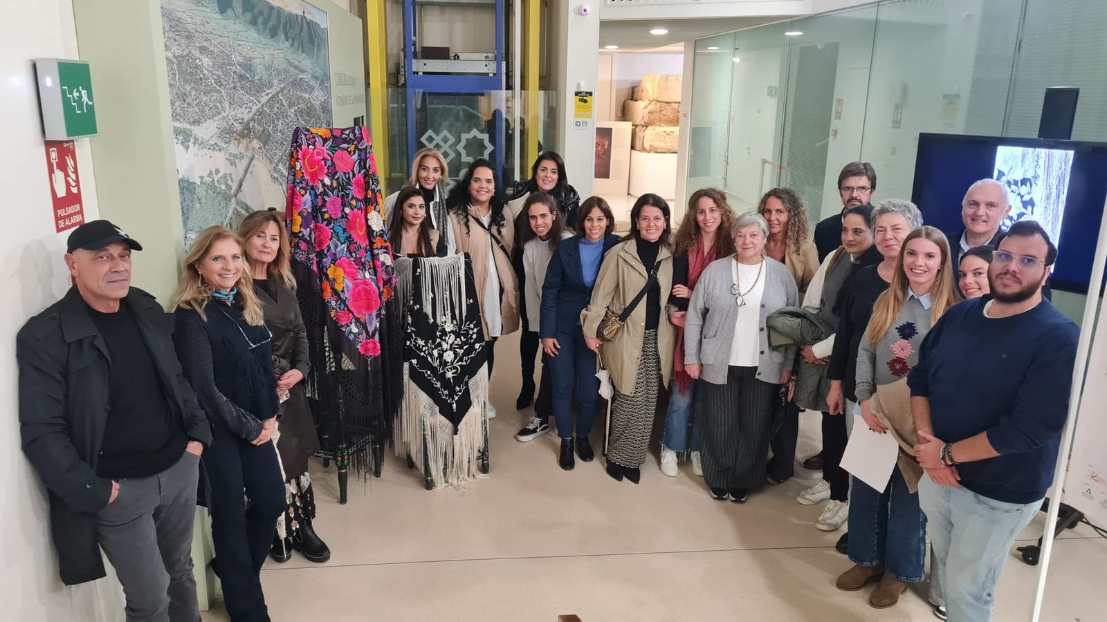 Presentación de la muestra organizada por Kamira.