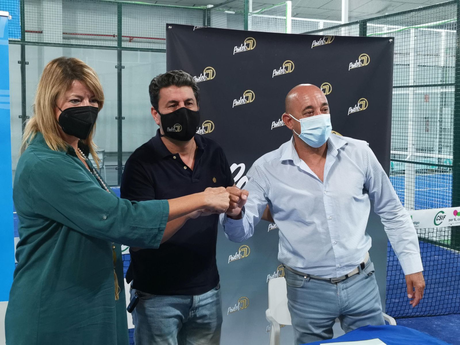 La presentación del torneo de pádel con Juan Manuel Quilón y Pilar Miranda