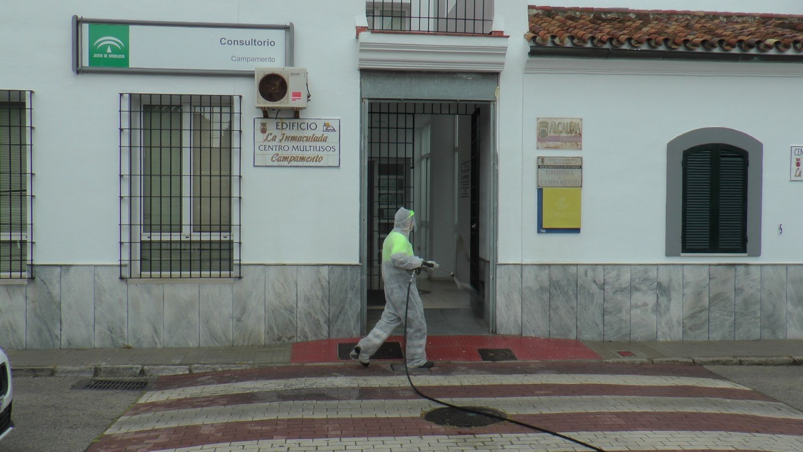 Labores de desinfección en Campamento