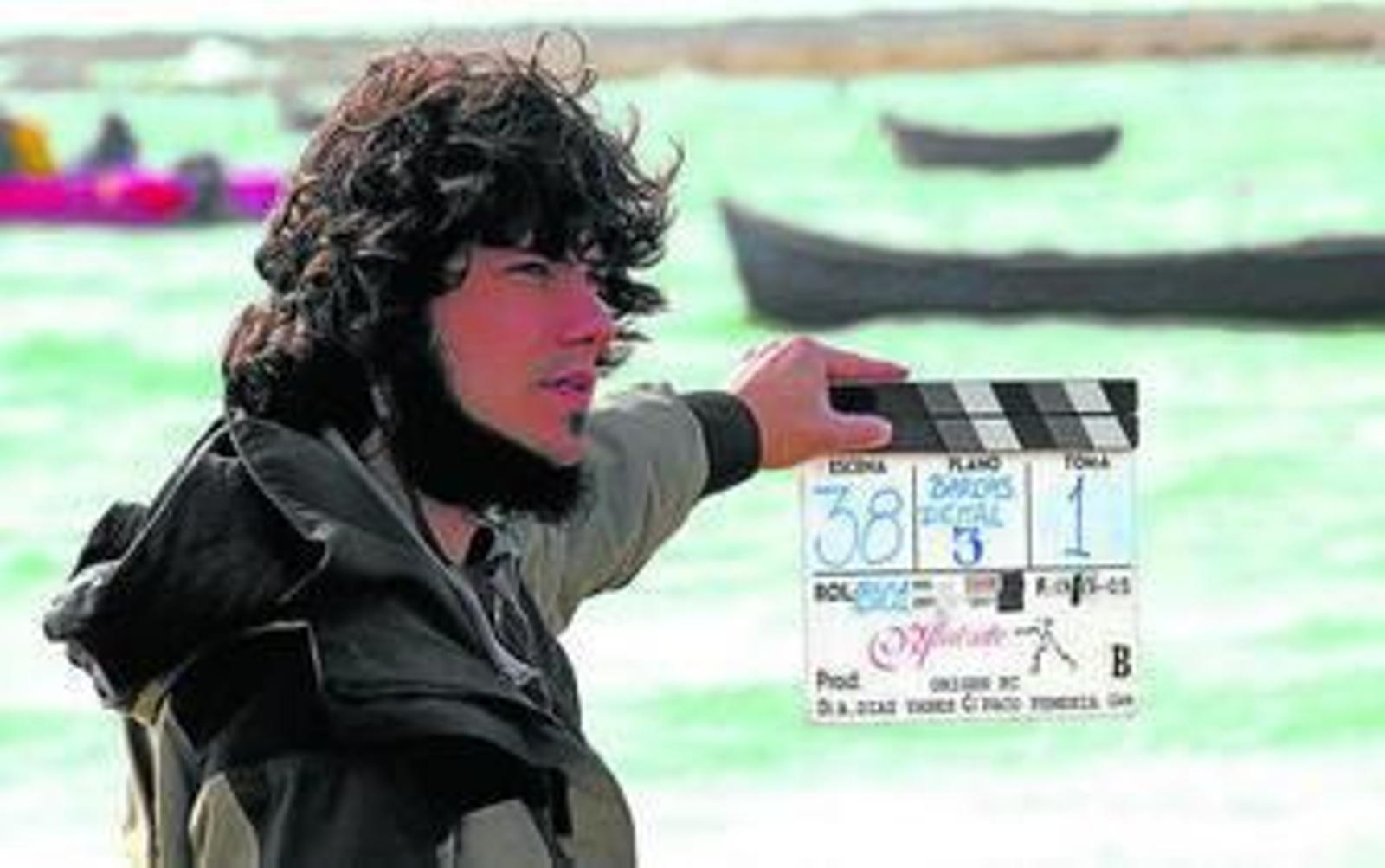 Claqueta en el rodaje de 'Alatriste' en la playa de La Caleta.