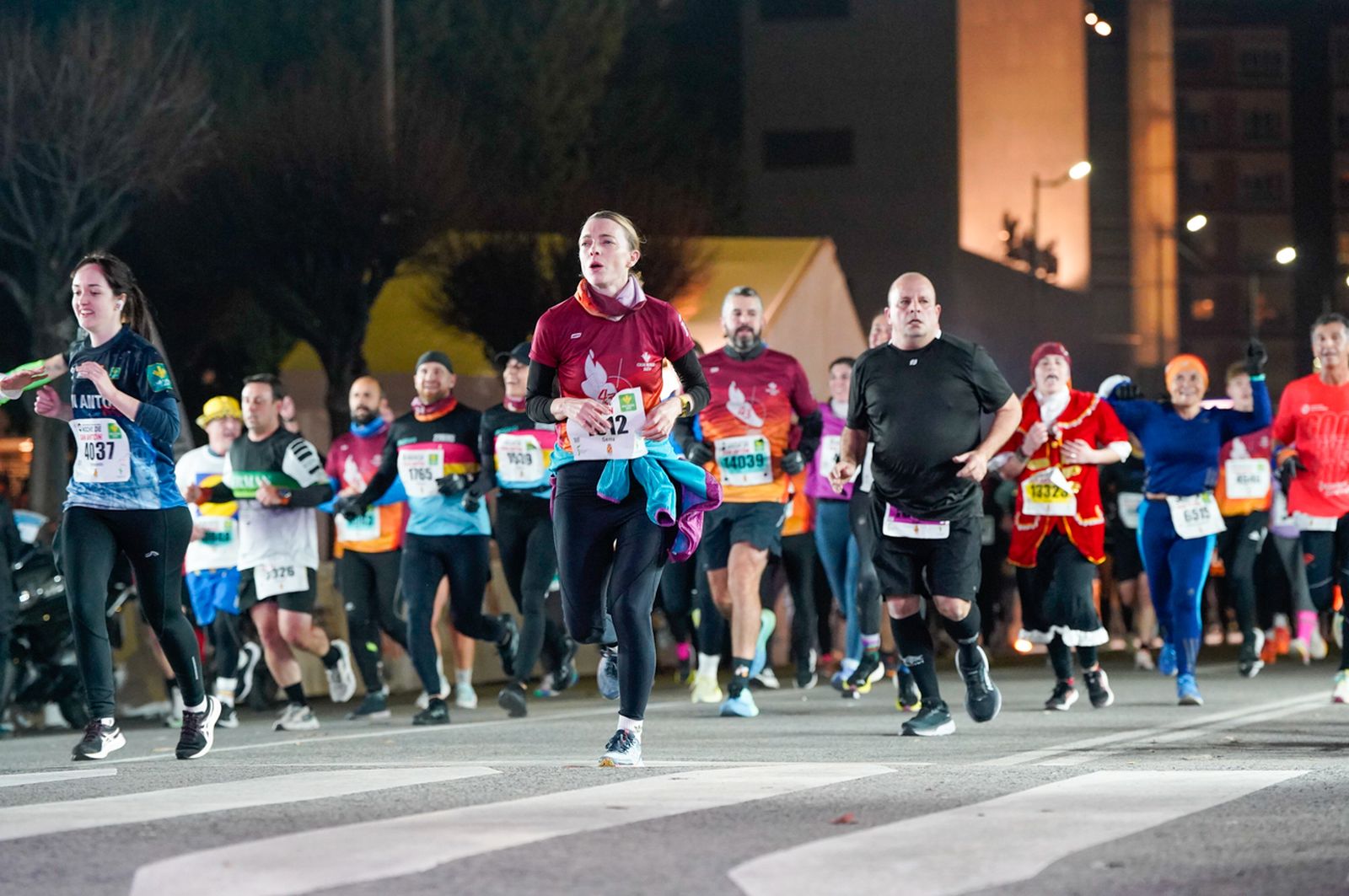 En imágenes: búscate en tu llegada a meta de la Carrera de San Antón 2026 (16)