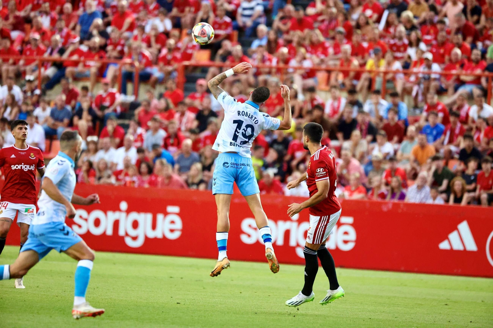 Así fue la locura del ascenso del Málaga CF en Tarragona