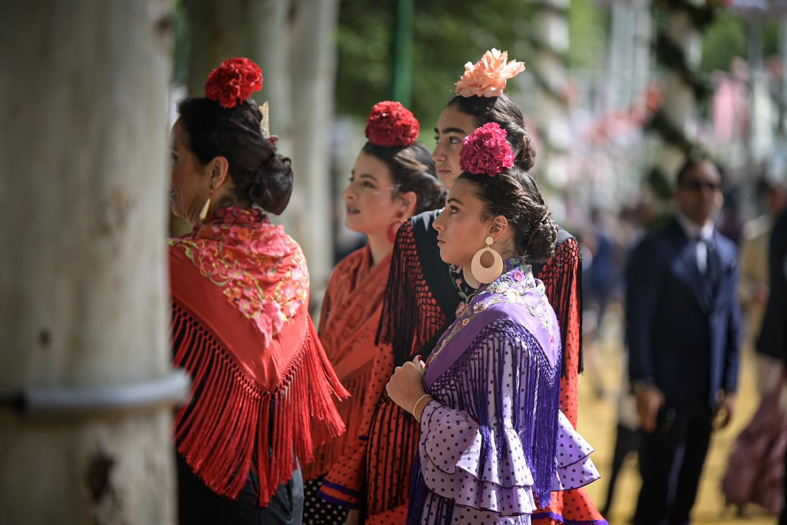 Fotos del bonito ambiente por las calles del real de la Feria de Sevilla