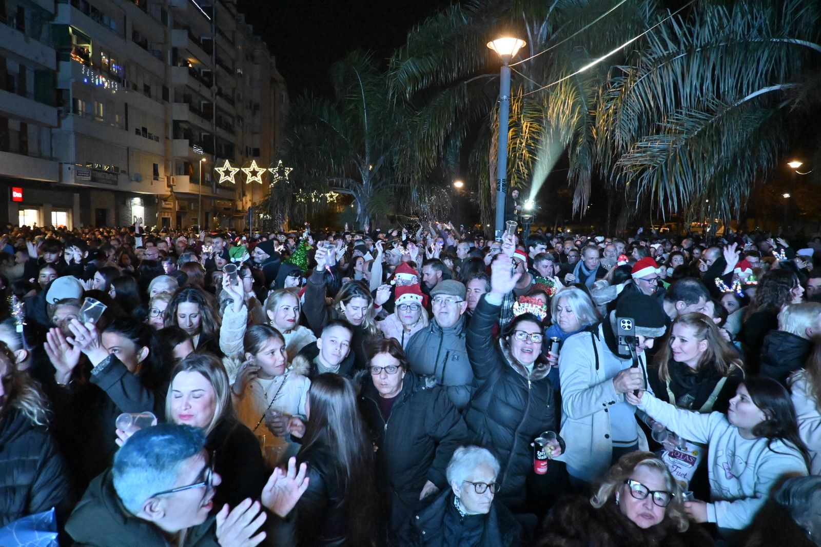 Las mejores fotografías de la celebración de Fin de Año y Preuvas en Isla Chica