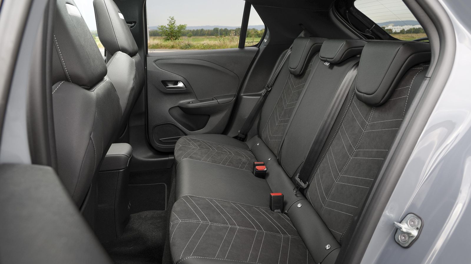 Frente a otros utilitarios, el Corsa no es particularmente habitable. Su mejor cualidad es la anchura delantera.