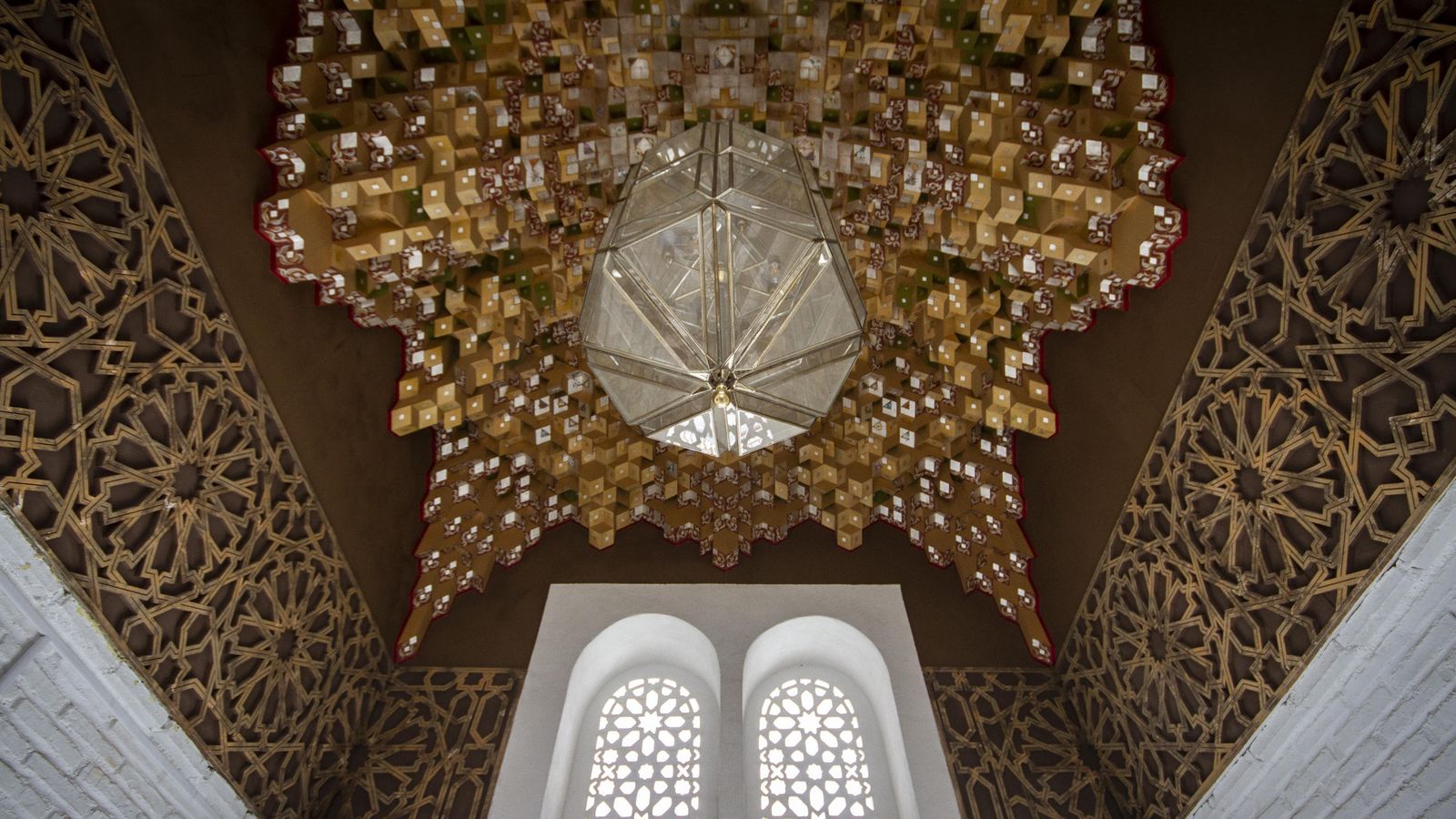 Más imágenes del interior de la Mezquita Mayor.