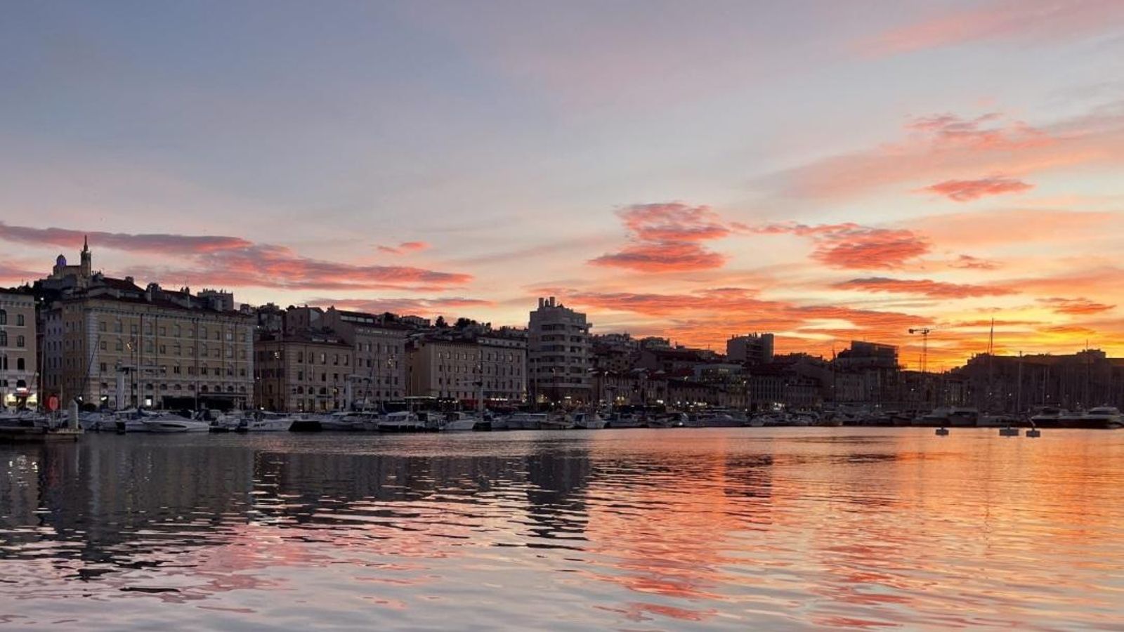 El Vieux Port es la principal zona de ocio de Marsella.