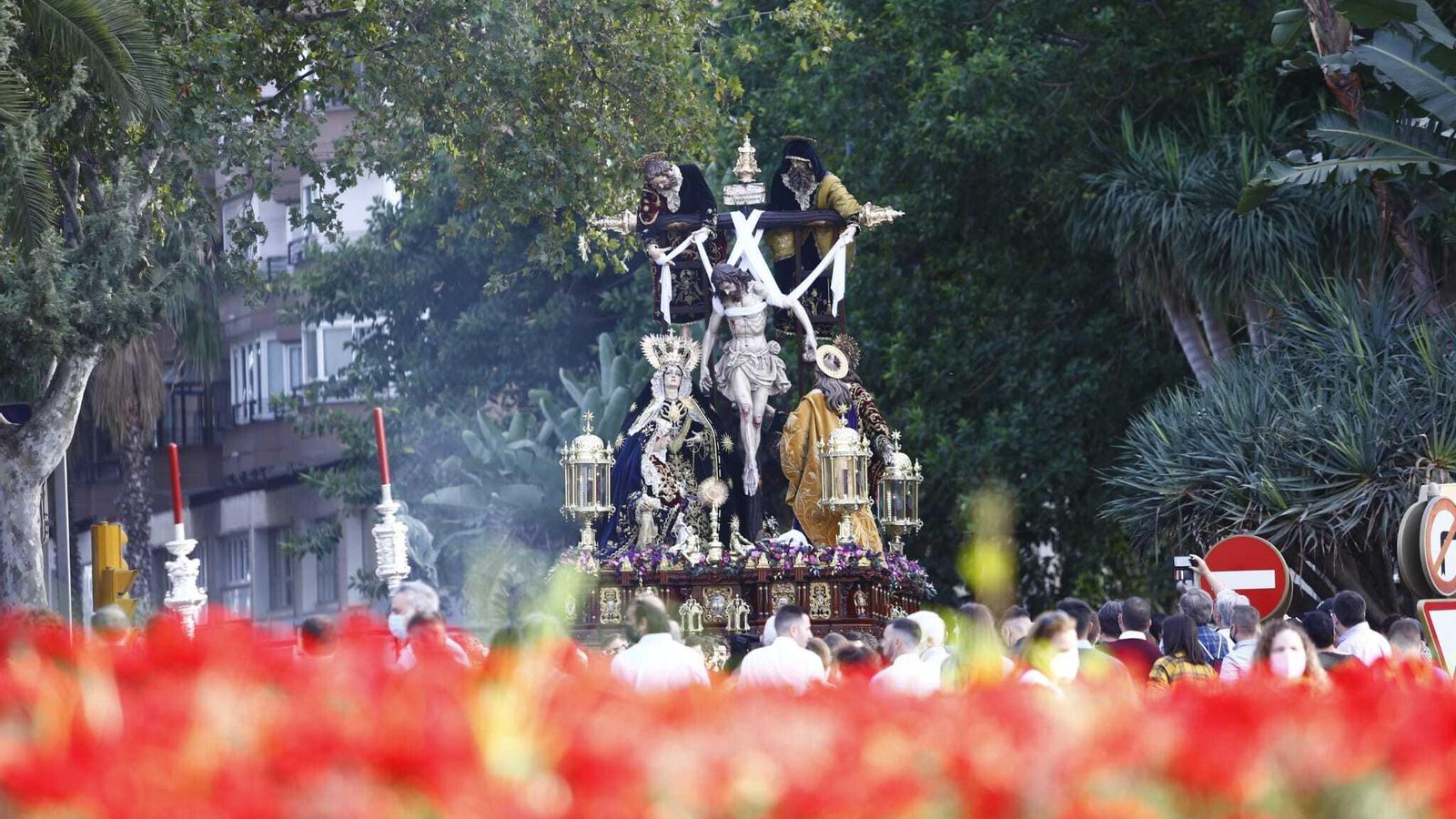 El trono del Sagrado Descendimiento de Nuestro Señor Jesucristo.