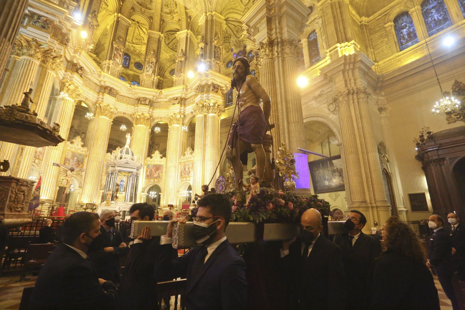 Tradicional Vía Crucis de la Agrupación de Cofradías  presidido por el Cristo del Salud.
