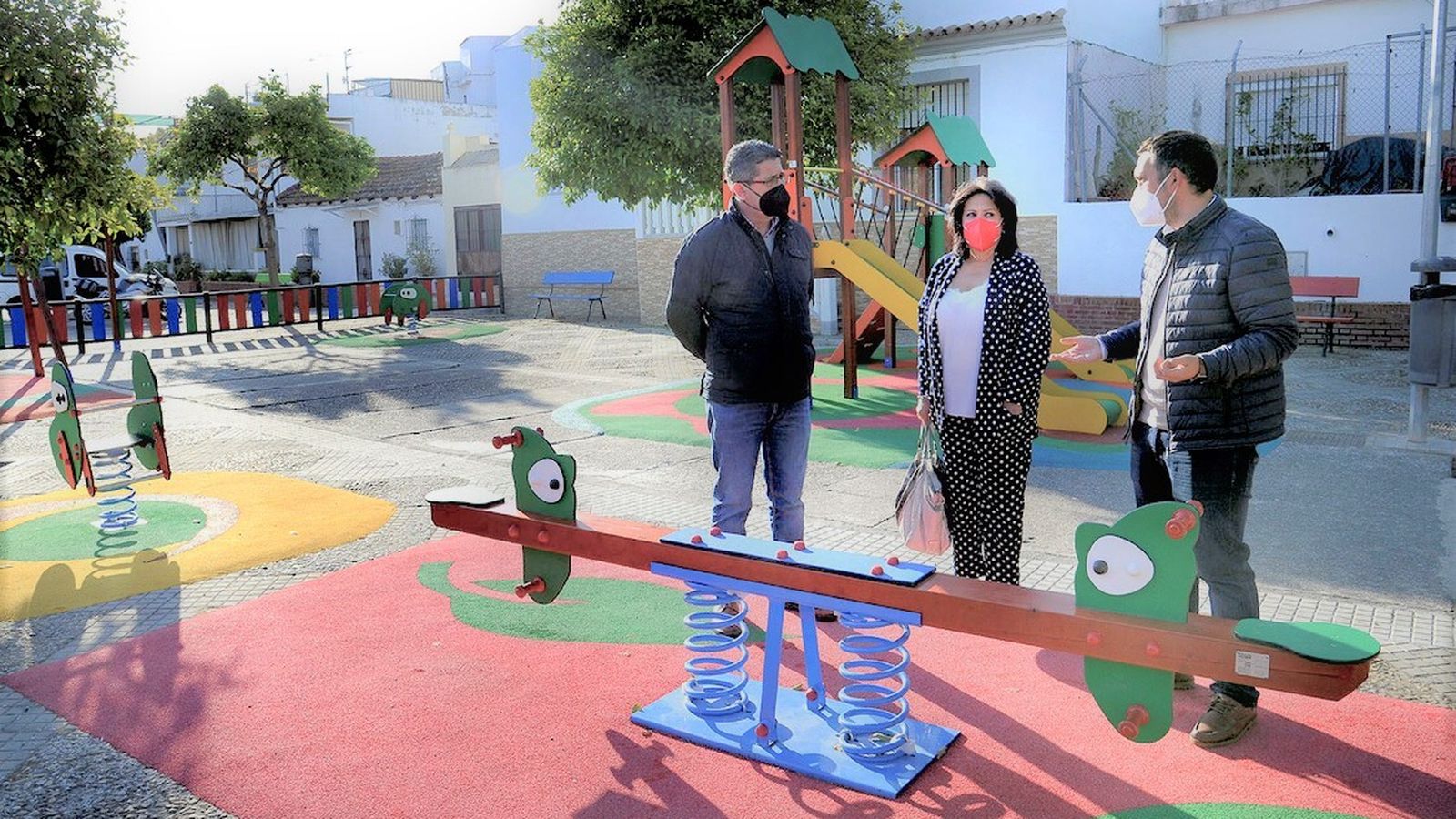 Jesús Alba, junto a la delegada de Alcaldía de Torremelgarejo.