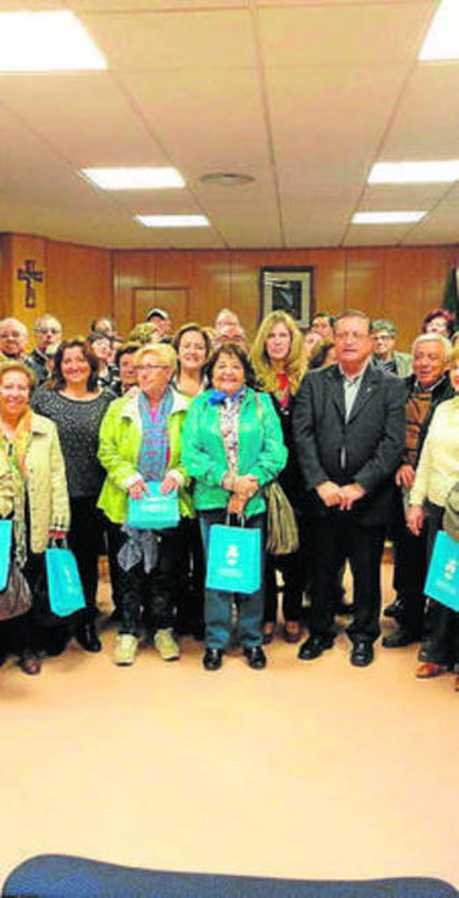 Los visitantes, en el Ayuntamiento.