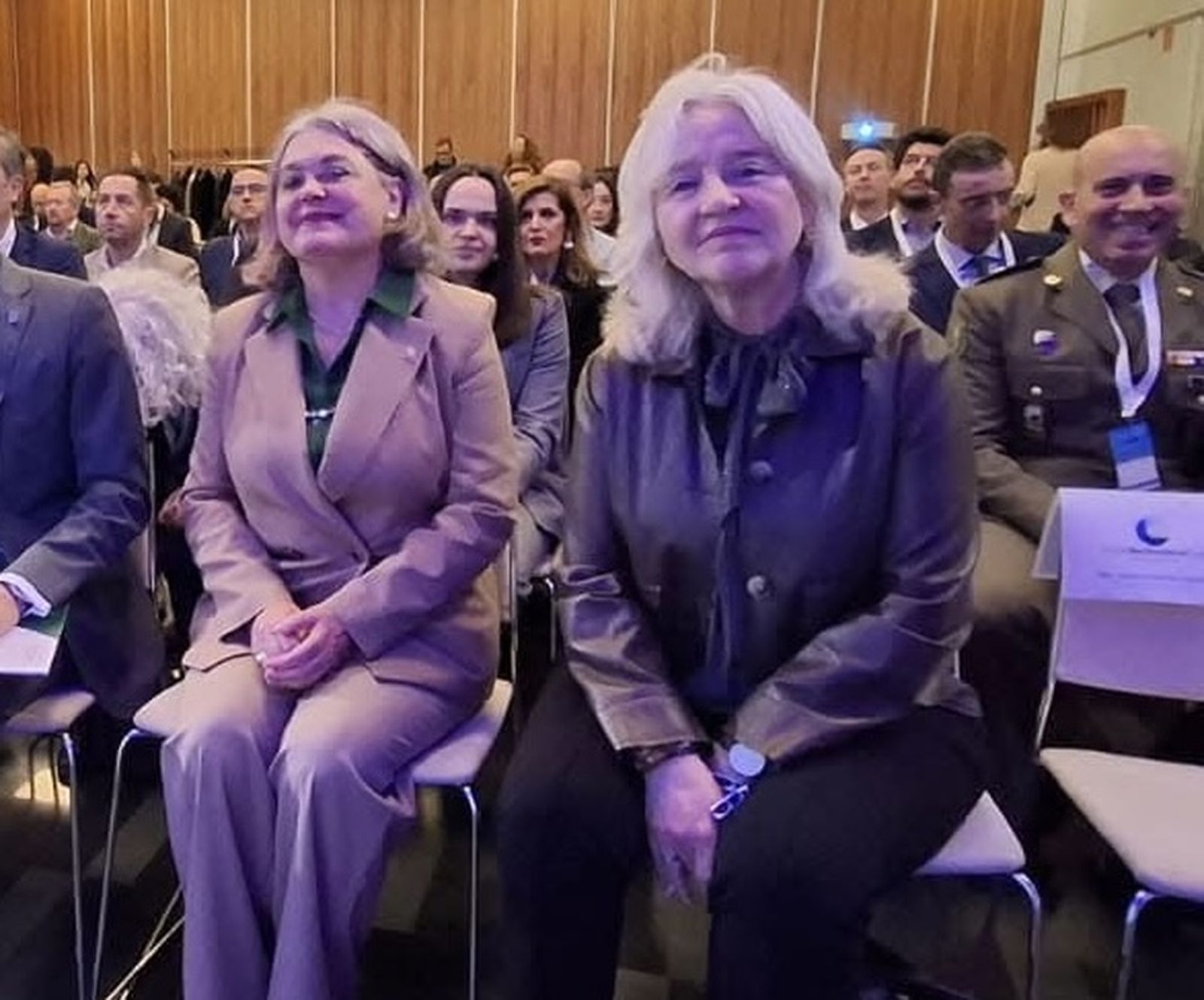 Dios las cría y ellas se juntan