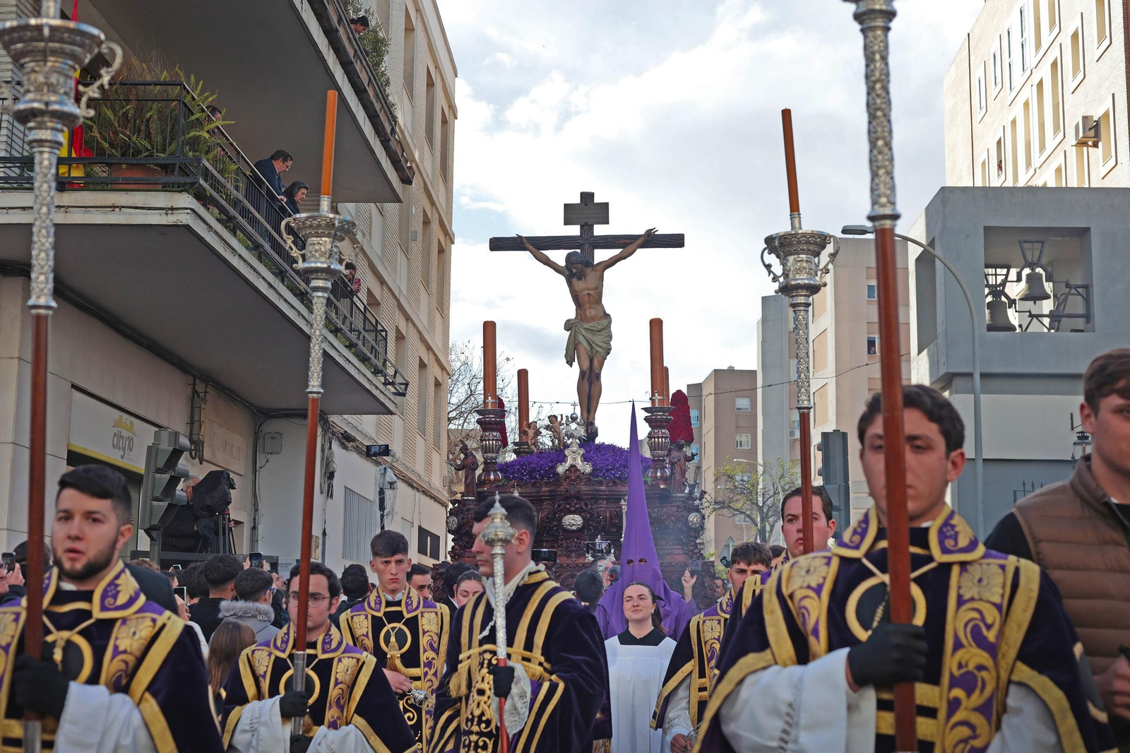 Imágenes de la Hermandad de la Defensión en el Martes Santo de Jerez 2025