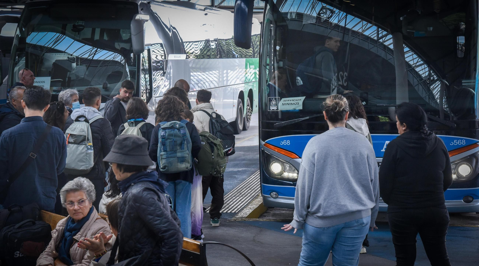 Protesta de Tussam por la huelga nacional de transporte público