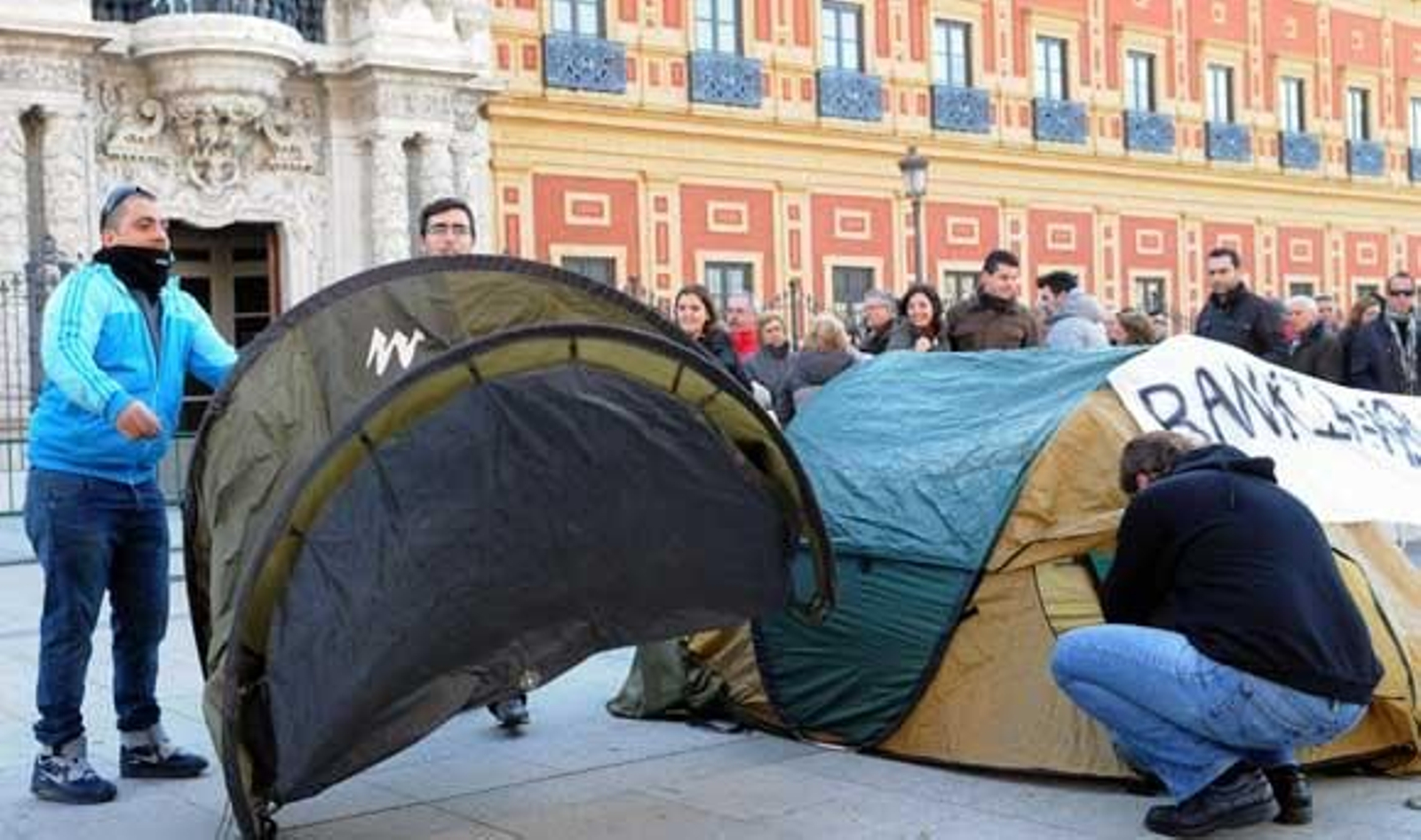 La Junta pide al 'banco malo' que se conceda el préstamo para terminar las VPO del Polígono Aeropuerto