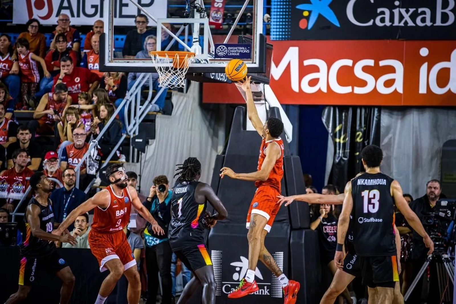 El Baxi Manresa apaliza al Chemnitz antes de recibir al Unicaja