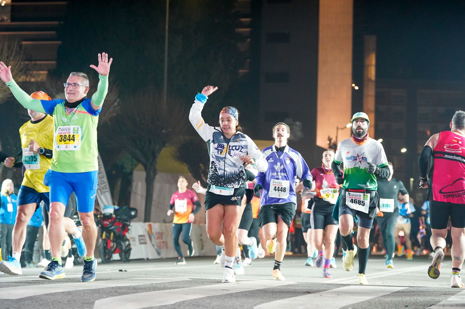 En imágenes: búscate en tu llegada a meta de la Carrera de San Antón 2026 (14)