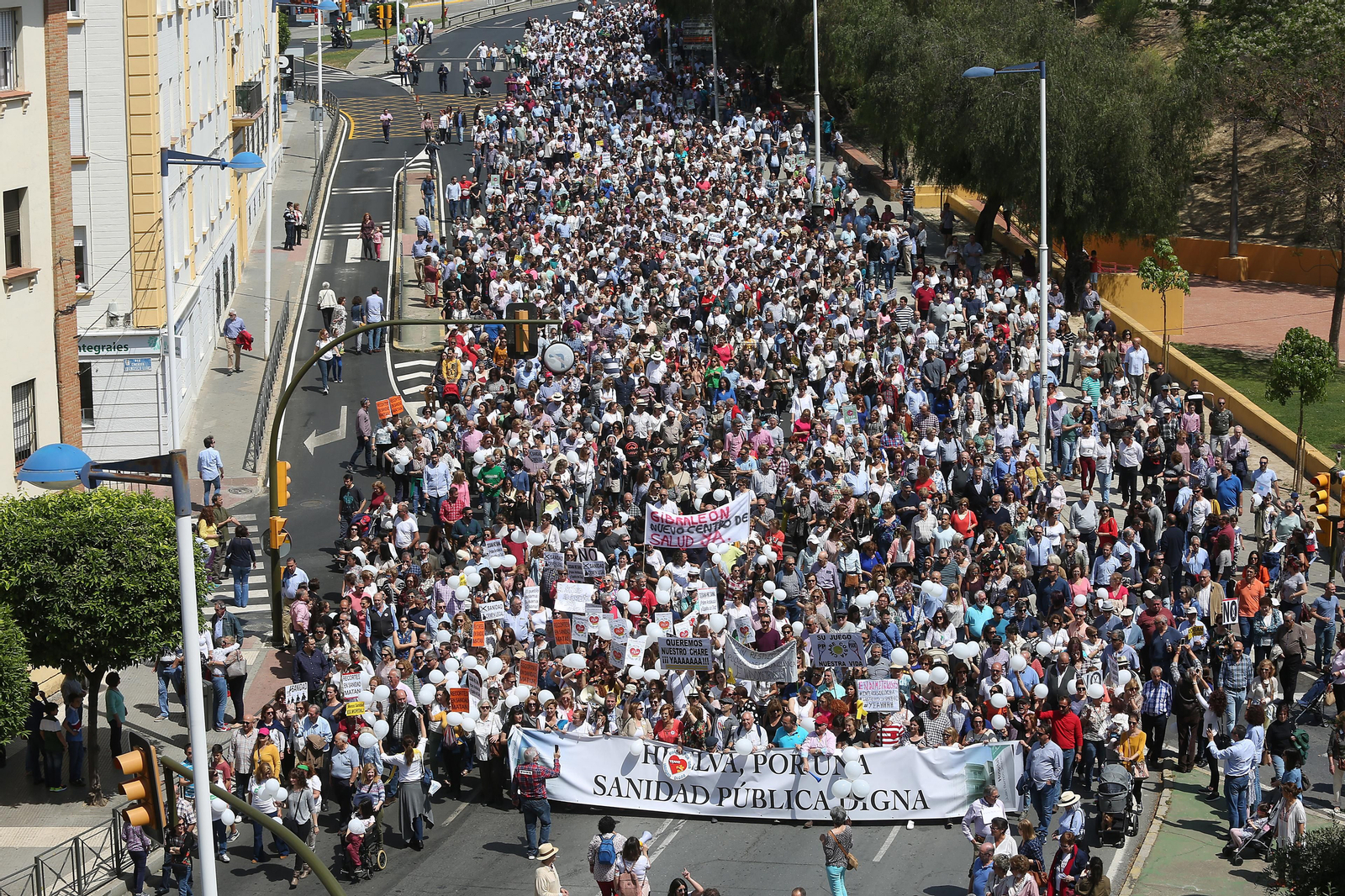 Las Imágenes de la Manifestación por una Sanidad Digna