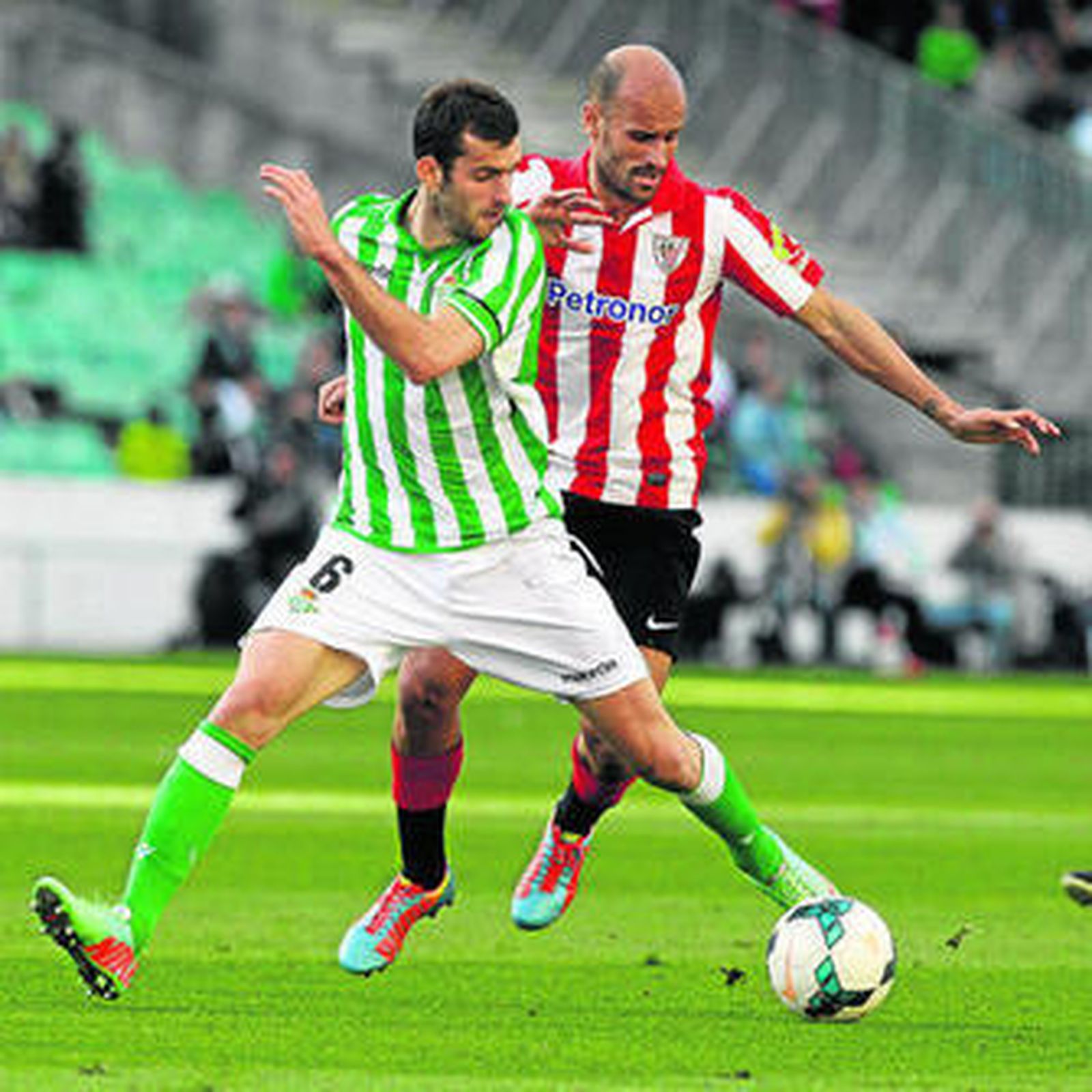 N'Diaye reclama las manos de Balenziaga a Gil Manzano.