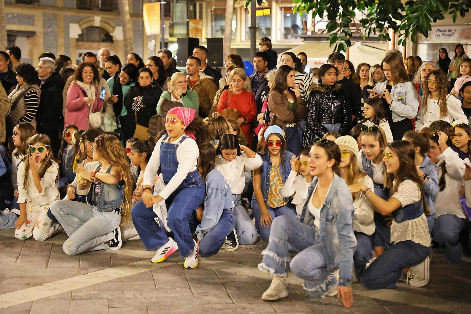 Imágenes del espectacular Flashmobe realizado en la Plaza de Las Monjas