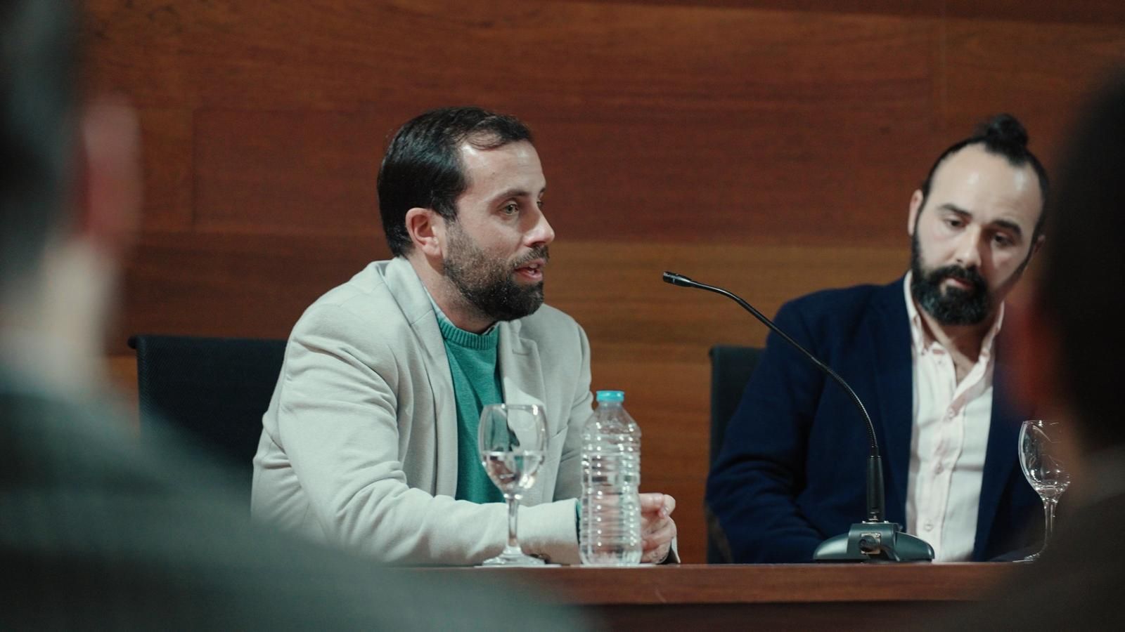 Los restauradores de CYRTA, Pablo Pérez y Pablo Portillo, en la mesa redonda de San Fernando