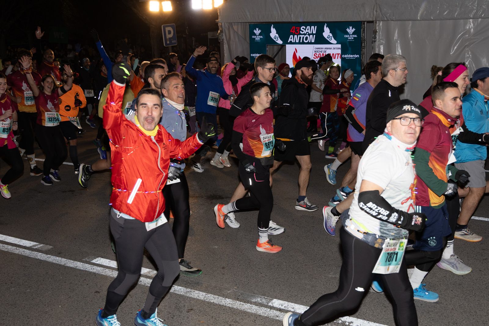 Encuéntrate en la salida de la Carrera de San Antón 2026, en imágenes (2)