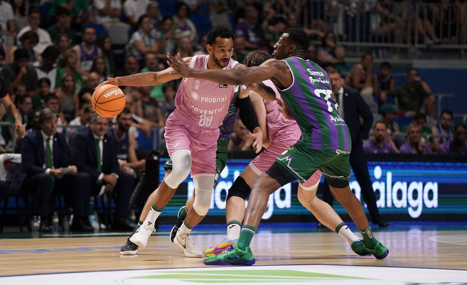 El Unicaja-Joventut, en fotos