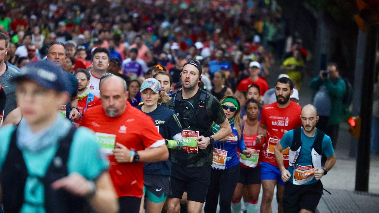 Las mejores fotos de la Maratón de Málaga 2024