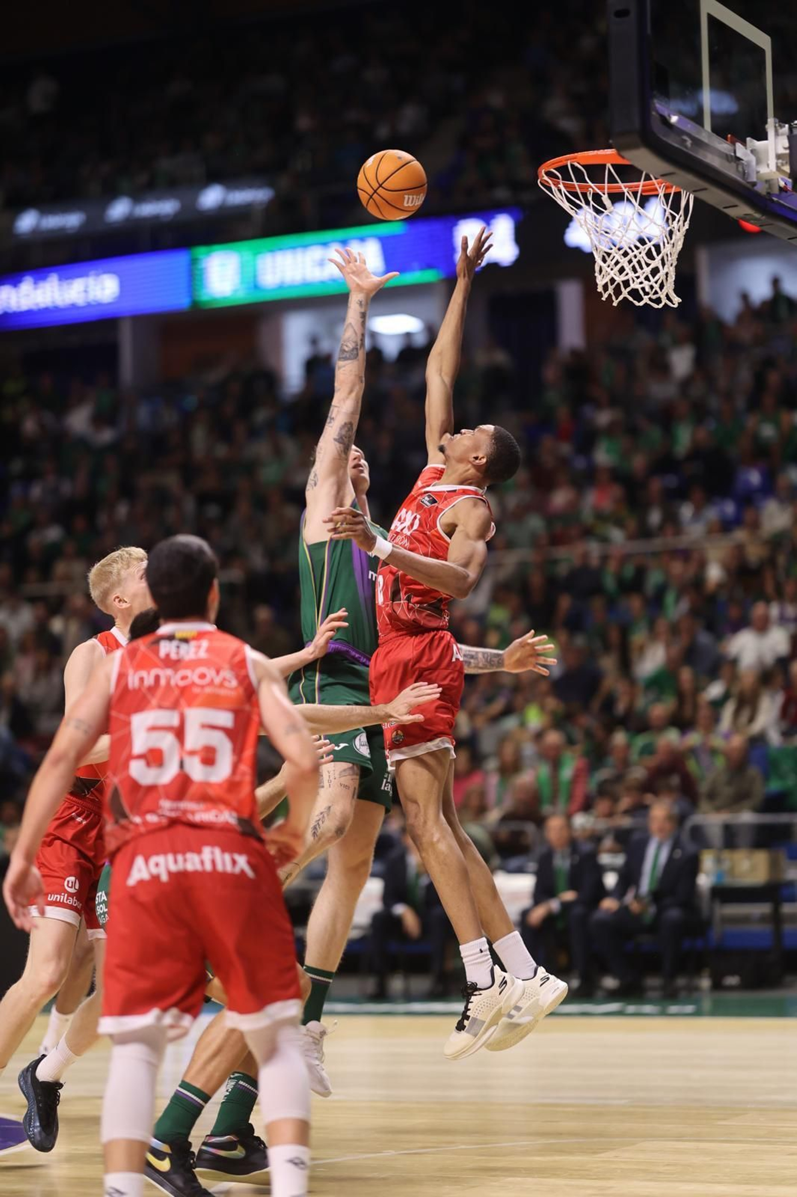 El Unicaja-Baxi Manresa, en fotos