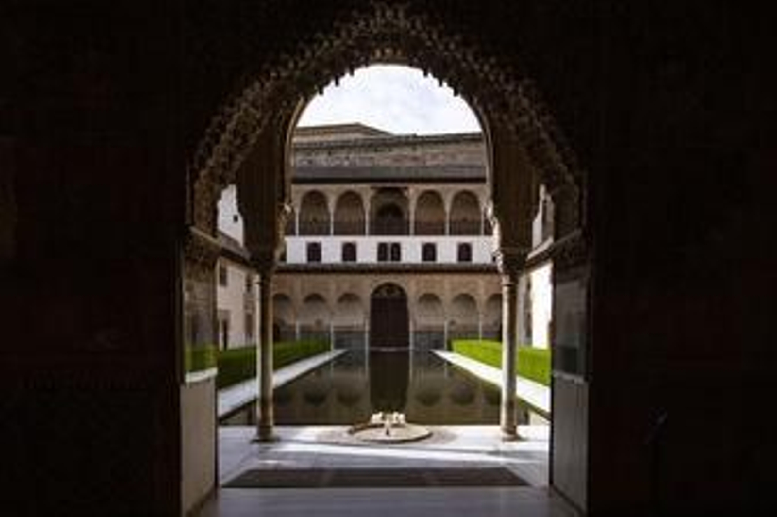 Así será la desescalada del coronavirus en Granada  reapertura de la Alhambra y de los centros comerciales