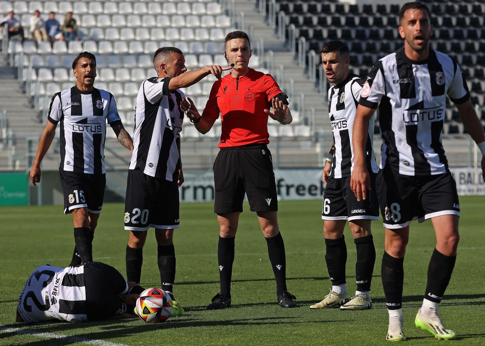 Las mejores fotos del Balona - El Palo de Segunda RFEF