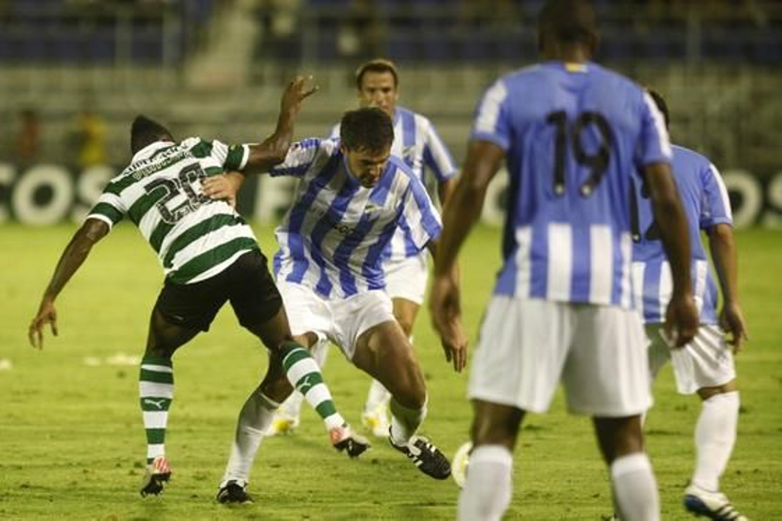 El medio francés impuso su dominio en el centro del campo.

Foto: Jesus Marin