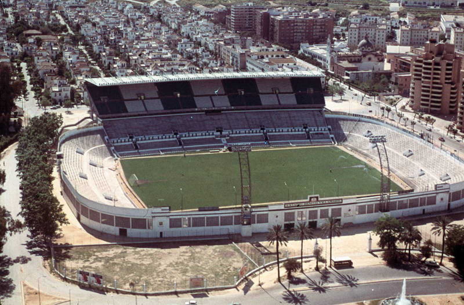 Antiguo estadio Benito villamarín.