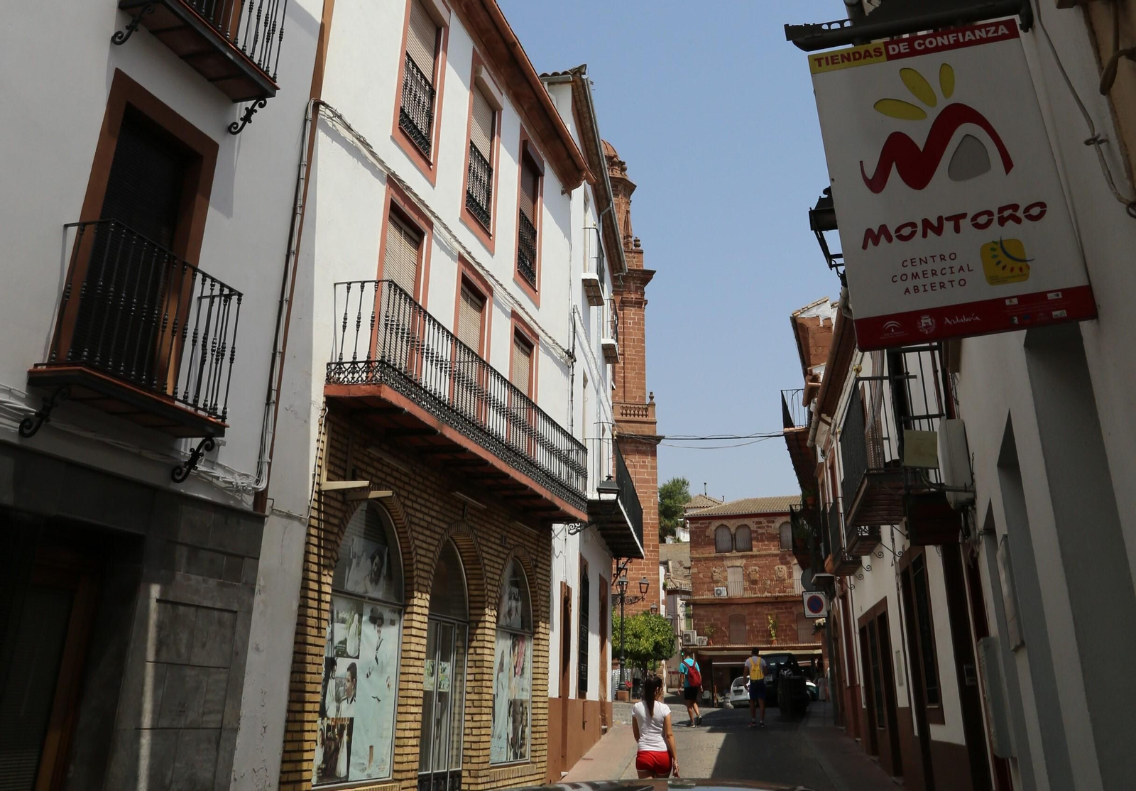 Centro comercial abierto en Montoro.