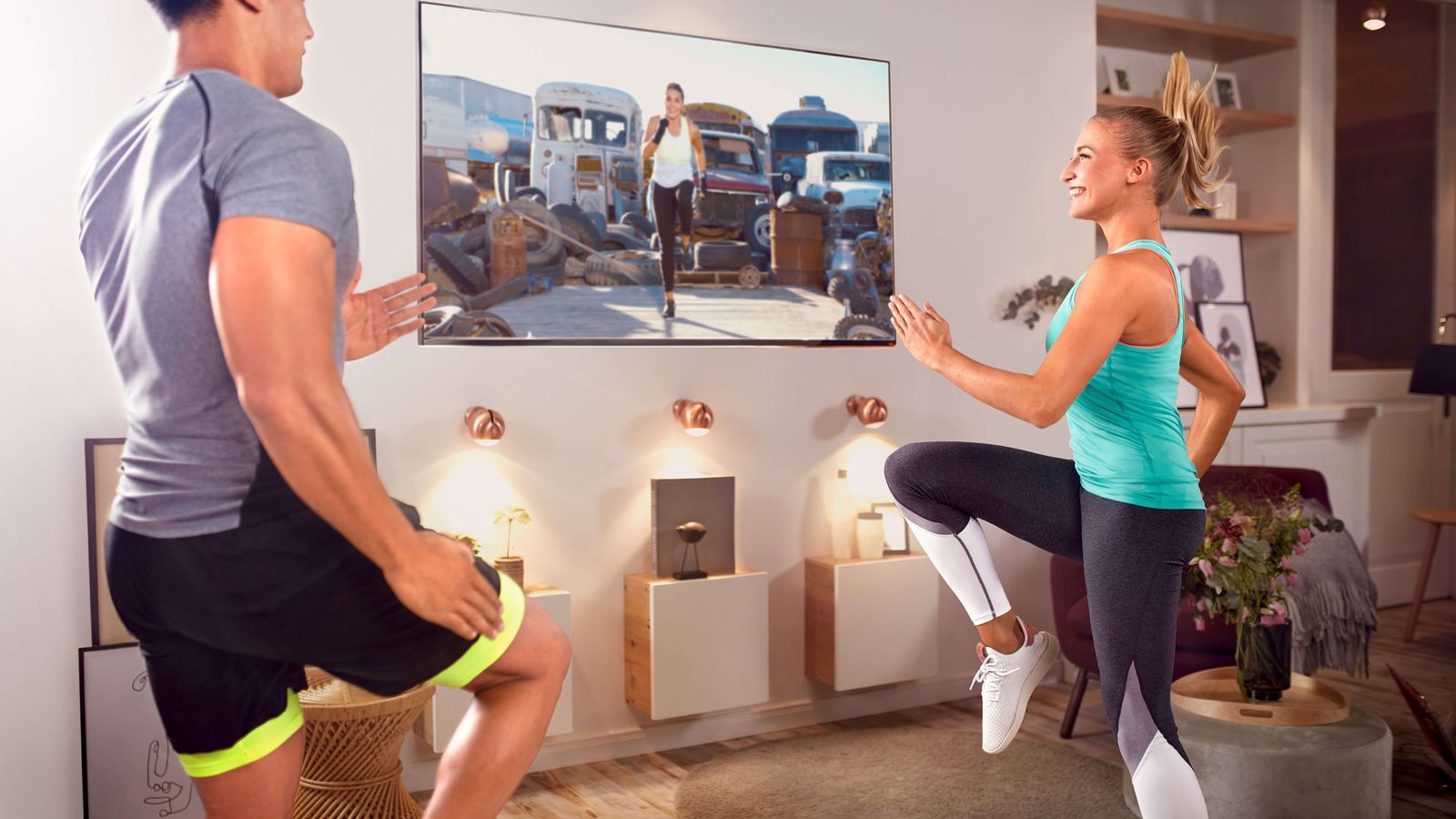 Hacer ejercicio desde casa nos puede tener muy motivados y activos.