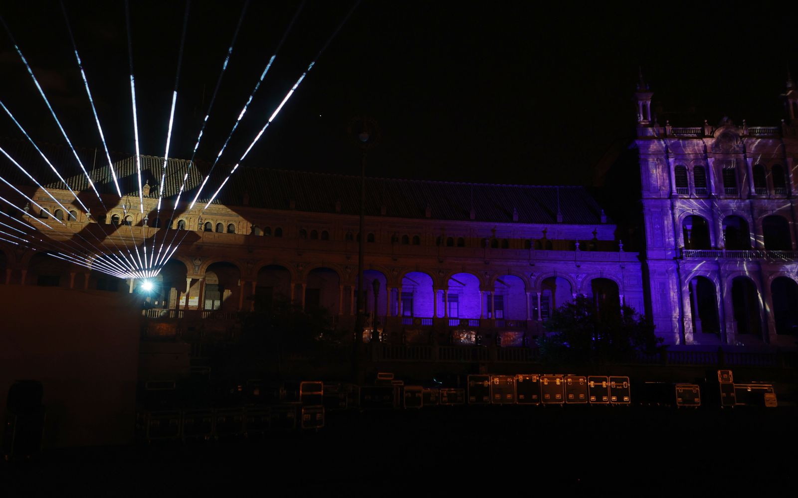 El espectáculo de luces y sonido de ICÓNICA en imágenes