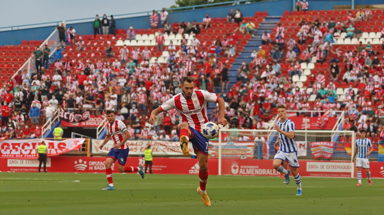 Las mejores fotos del Real Sociedad B - Algeciras CF