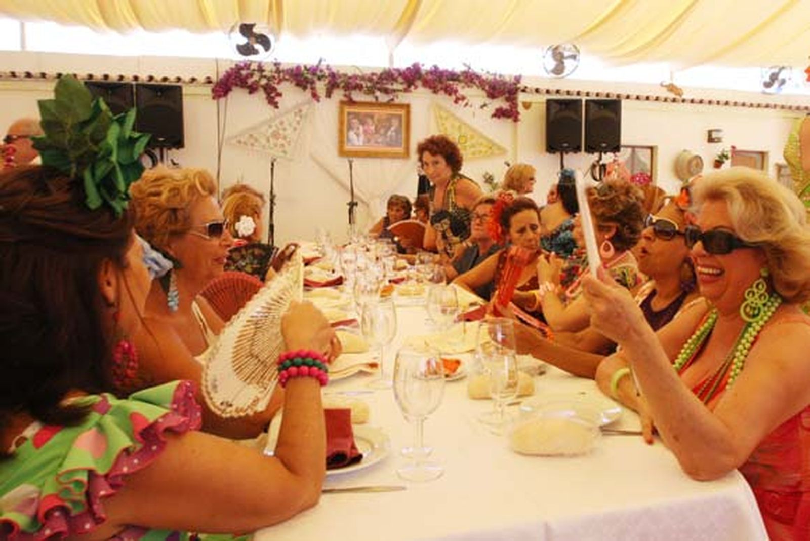 El Real estuvo al completo durante toda la jornada de feria

Foto: Paco Guerrero