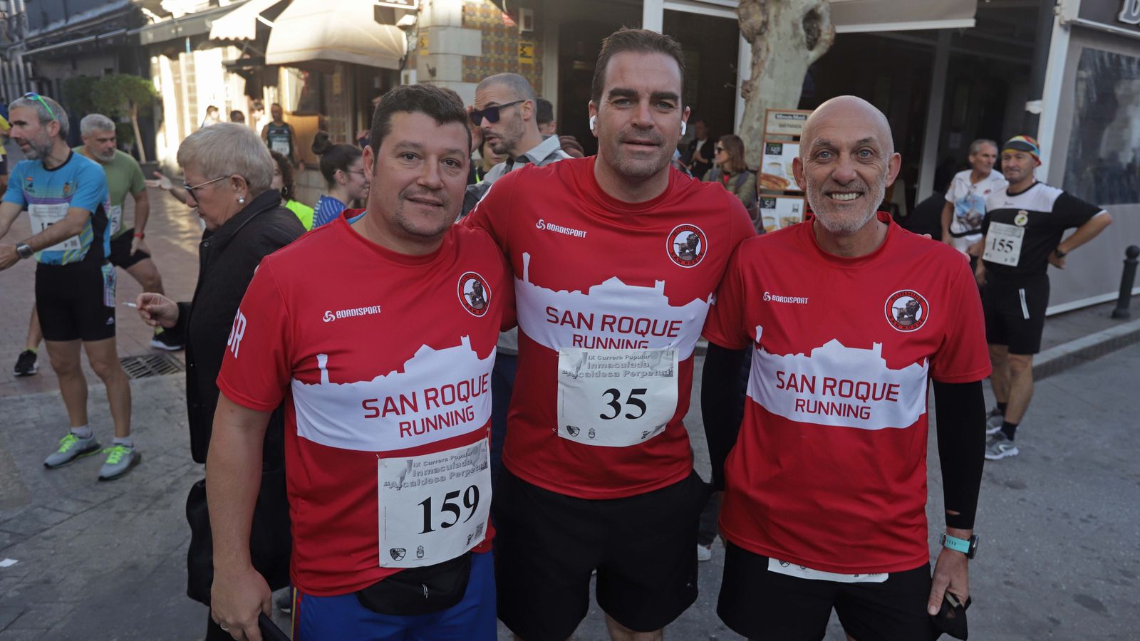 Fotos de la IX Carrera Popular de la Inmaculada en La Línea