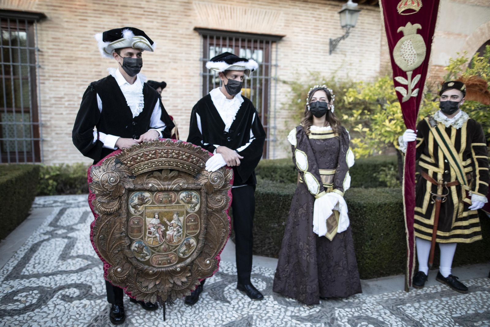 Fotos: el homenaje del quinto centenario del traslado de los restos de los Reyes Católicos