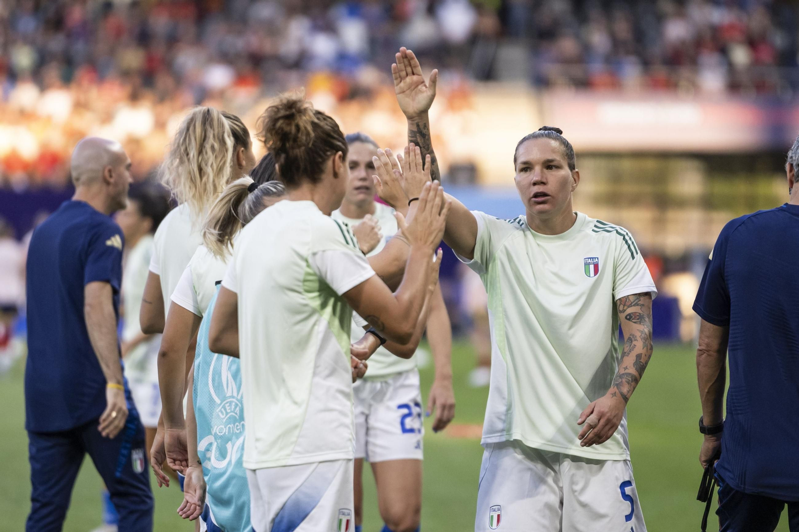 Las fotos del Italia - España de la Eurocopa femenina