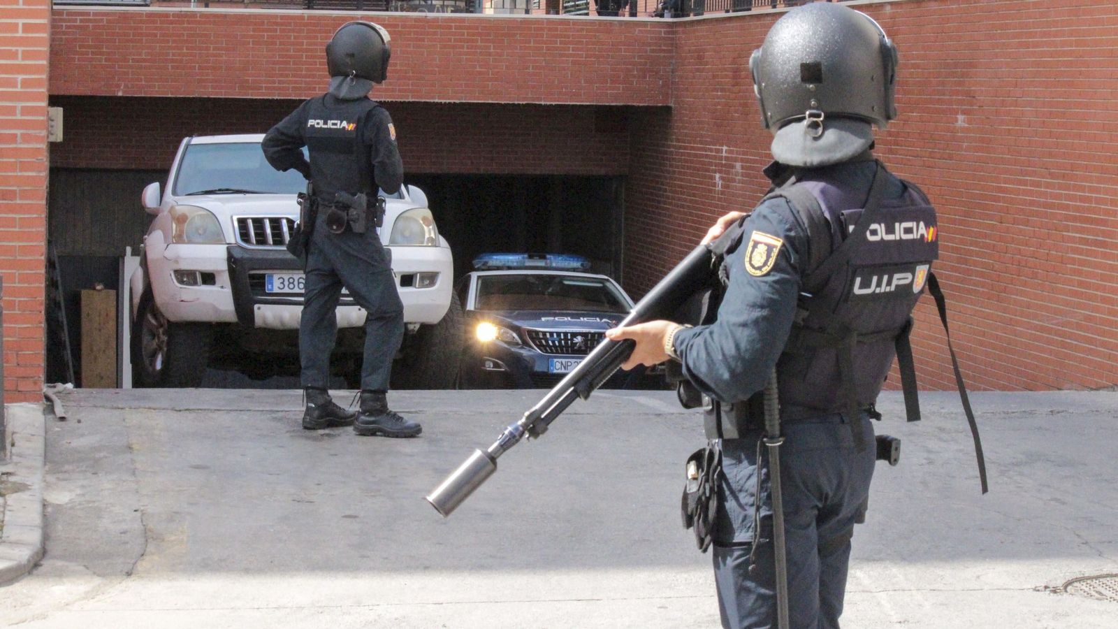 El joven muerto en Ceuta recibió varios disparos y la Policía Nacional busca a dos sicarios.