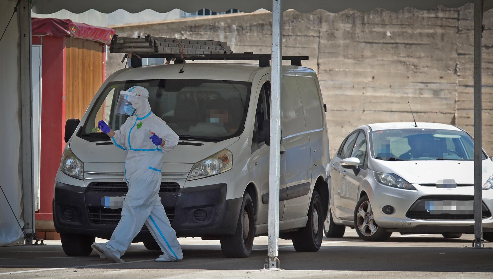 El nuevo 'Autocovid' ya está funcionando en el Hospital Universitario de Jerez