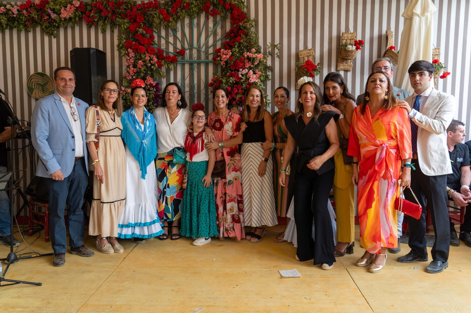 Imágenes del ambiente del ambiente de la tarde del domingo en la Feria de Otoño y del Caballo 2025 de Huelva