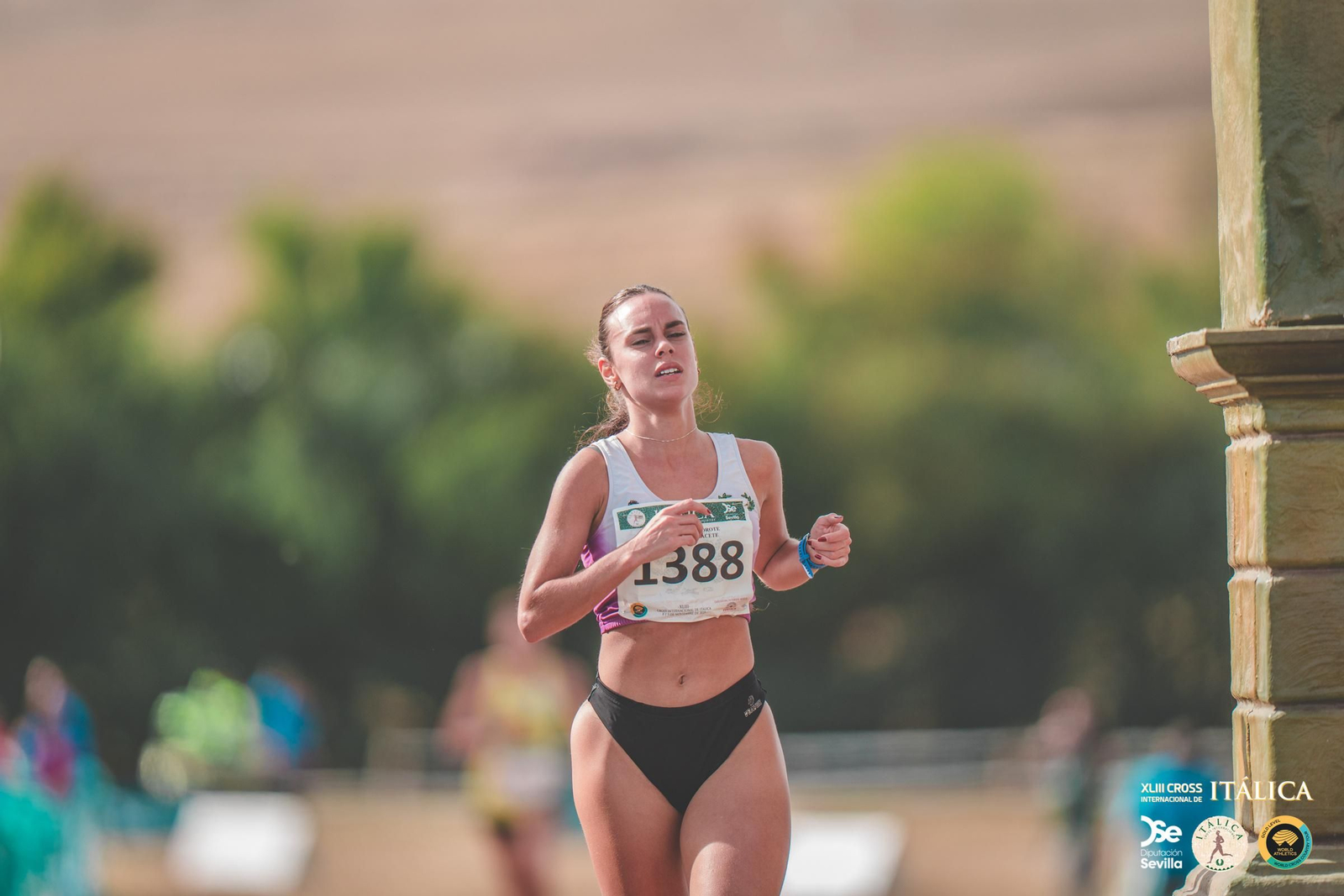 Búscate en las fotos del Cross de Itálica 2025 | 1