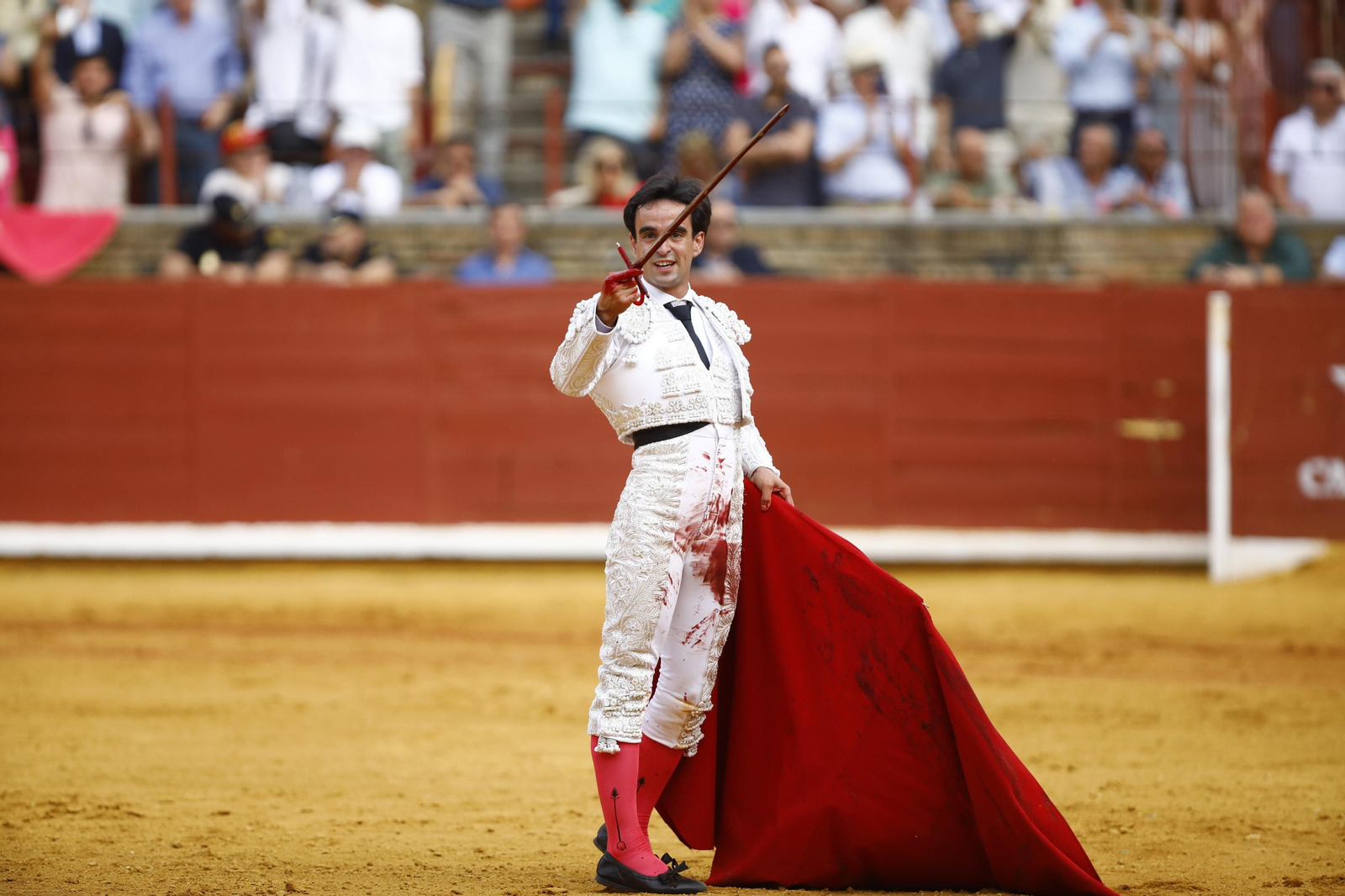 La corrida de Talavante, Roca Rey y Lagartijo, en Córdoba, en imágenes