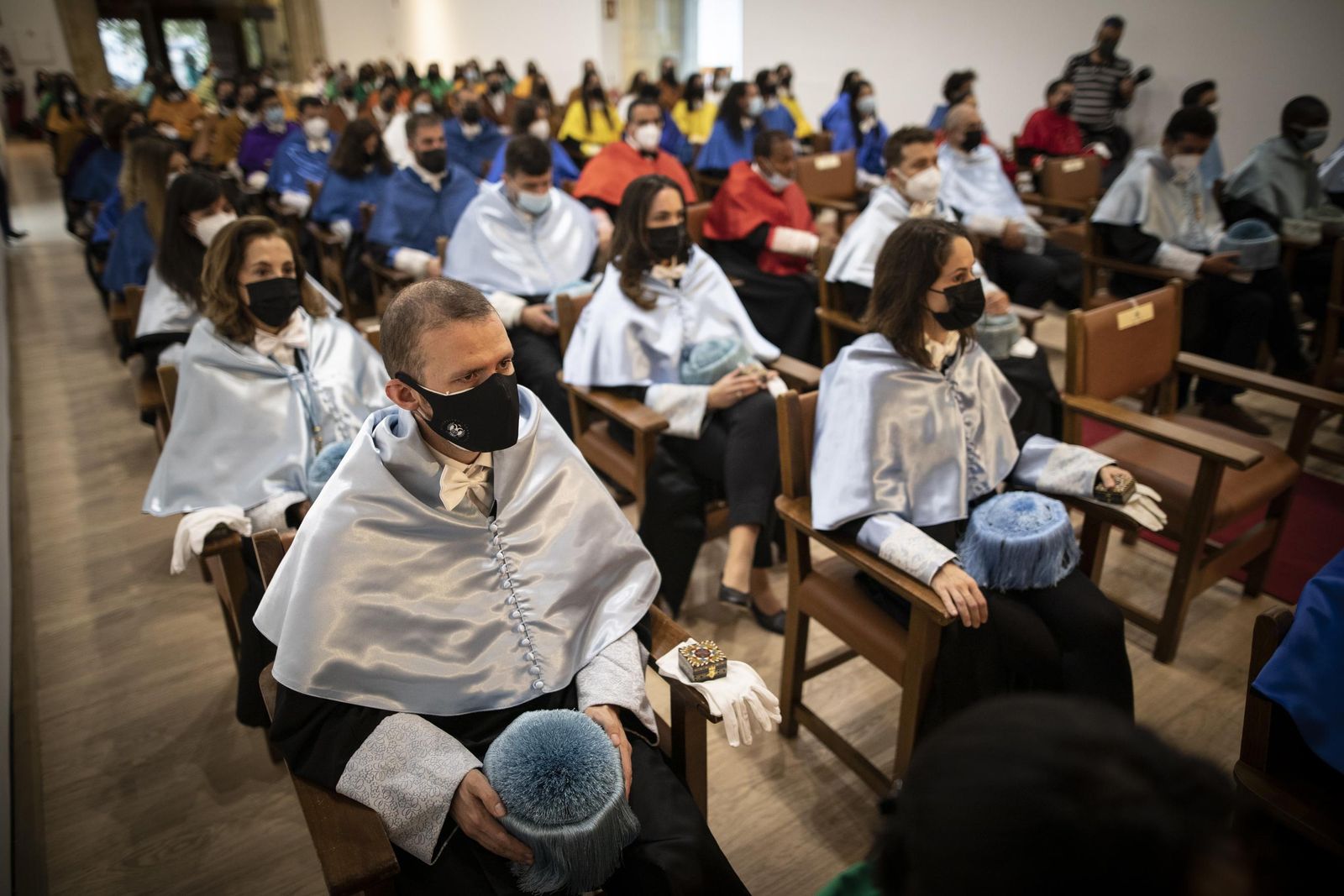 En fotos: Acto de investidura de los nuevos doctores por la Universidad de Granada