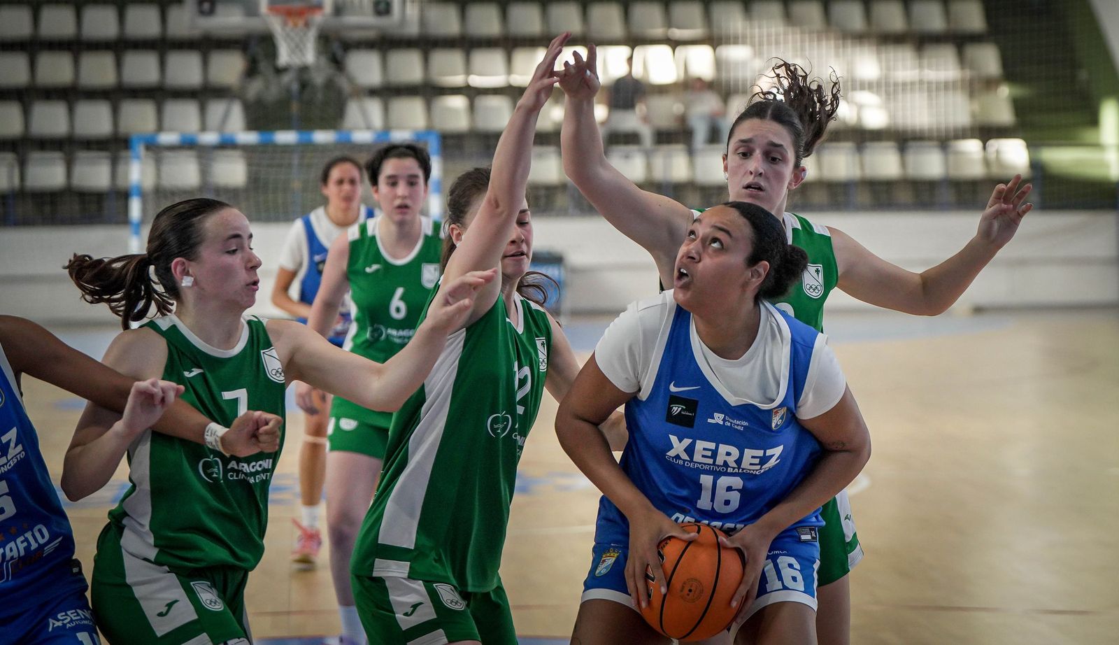 Imágenes del ascenso del Xerez CD Baloncesto a la Liga Femenina 2