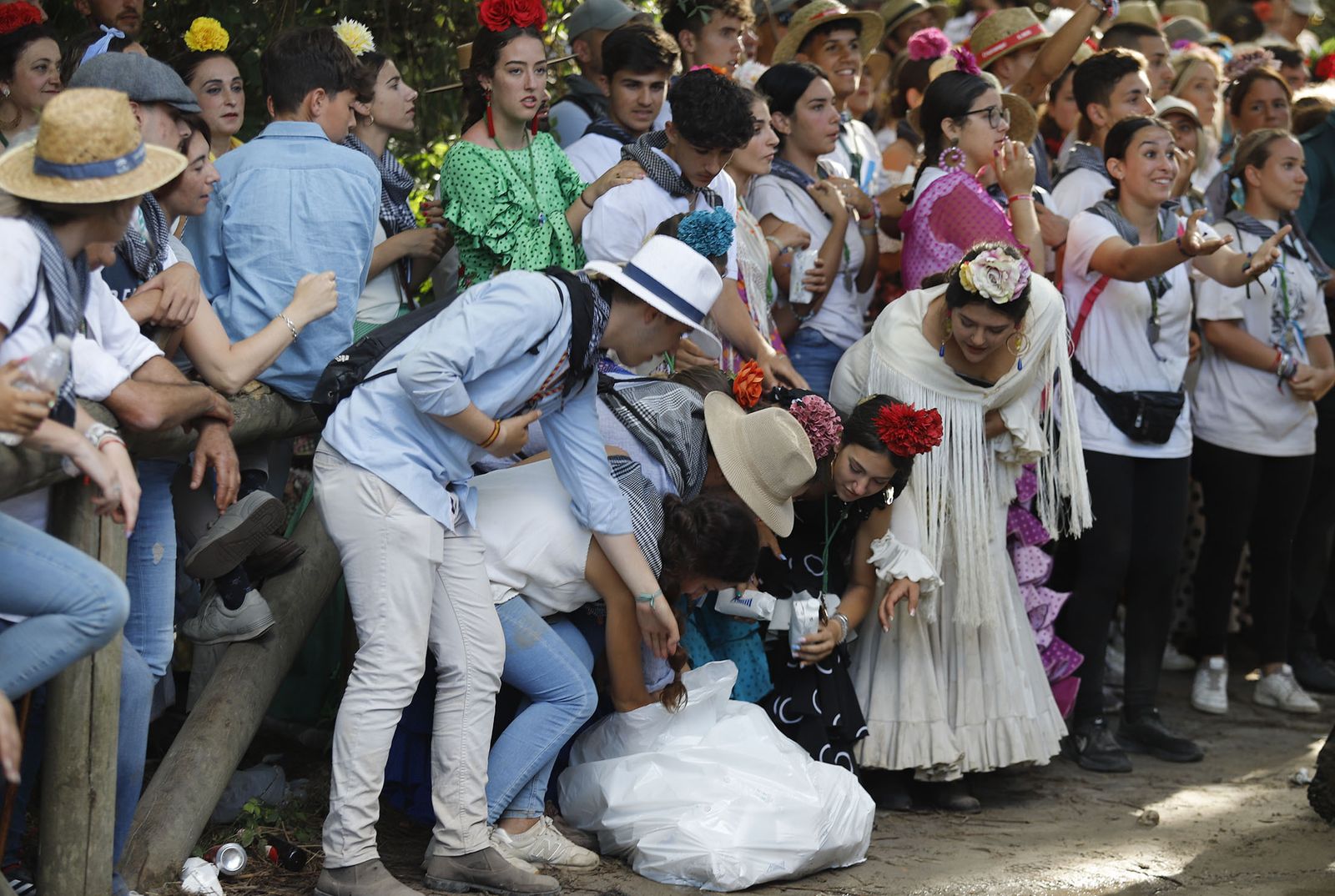 Imágenes de la Hermandad de Huelva a su paso por El Charco