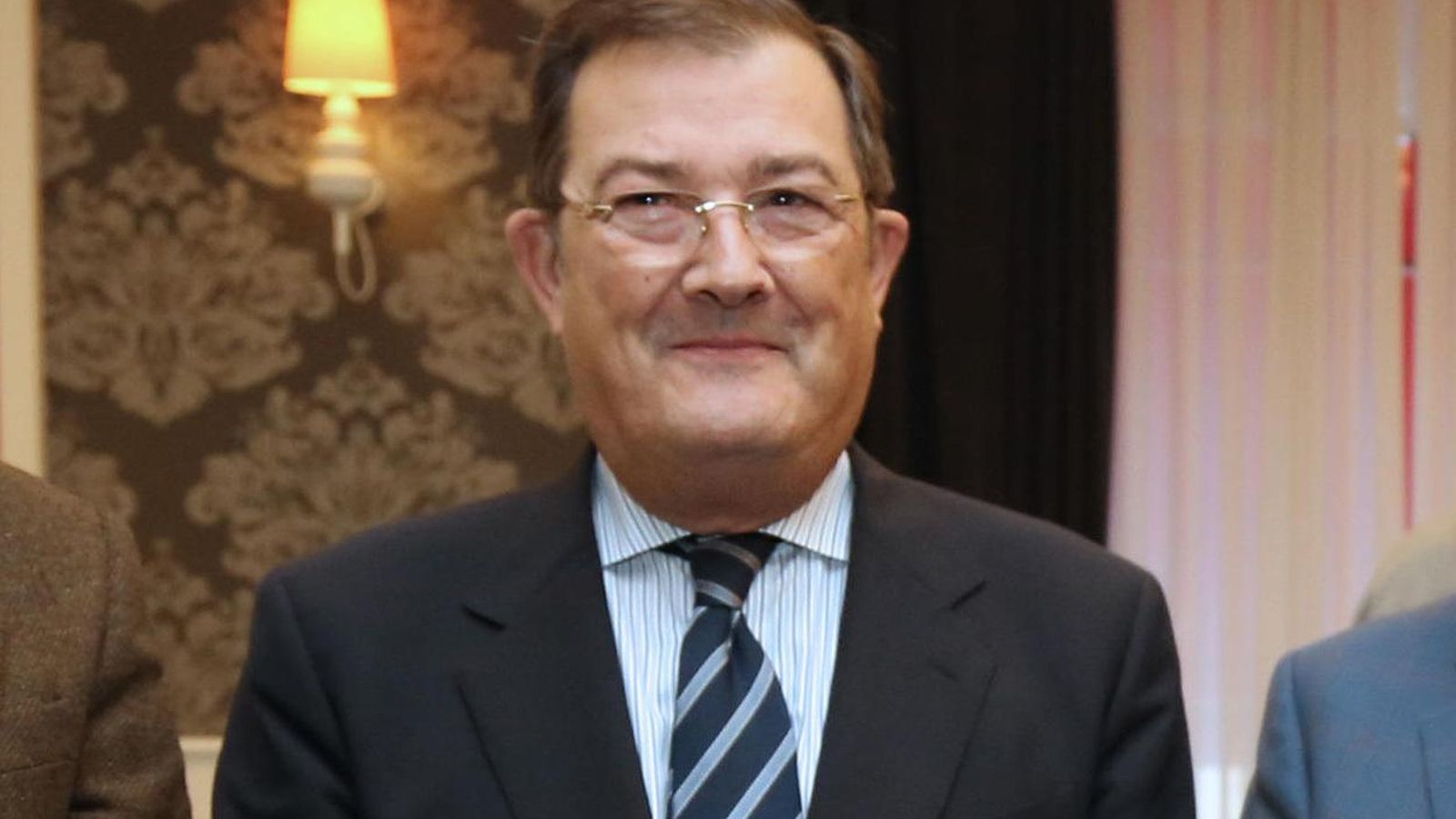 El presidente del Consejo de Cofradías, Joaquín Sainz  de la Maza.